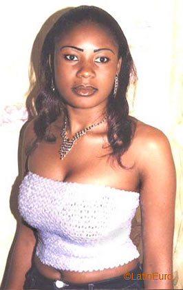 Date this lovely Ivory Coast girl Mariame from Abidjan A9590