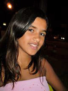 Date this exotic Brazil girl Amanda from  B2691