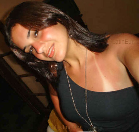 Date this georgeous Brazil girl Thayane- from NITEROI B4089