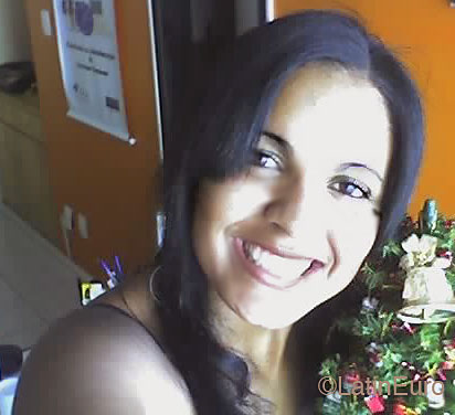 Date this sultry Brazil girl Silvania from SALVADOR B4103