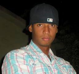 Date this attractive Dominican Republic man Rafa from Santiago US2198