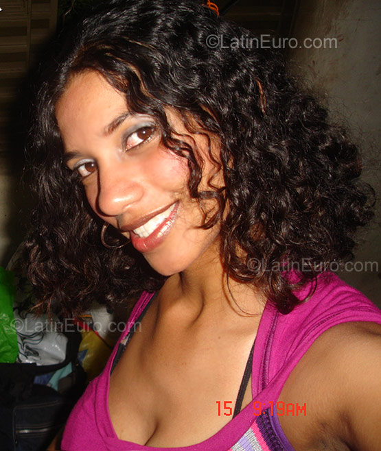 Date this beautiful Brazil girl Eliane from Brasilia BR2146