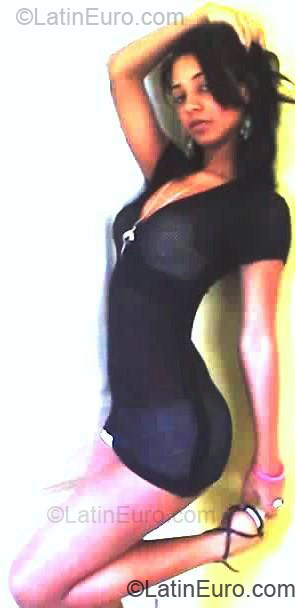 Date this good-looking Dominican Republic girl Hilda from Jarabacoa DO4500