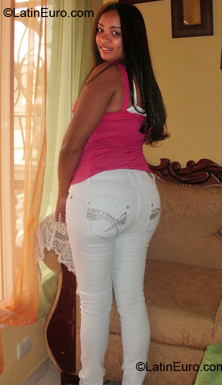 Date this charming Dominican Republic girl Teresa from Santiago DO26509