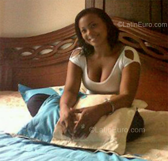 Date this lovely Colombia girl Jessica from Tumaco CO16512