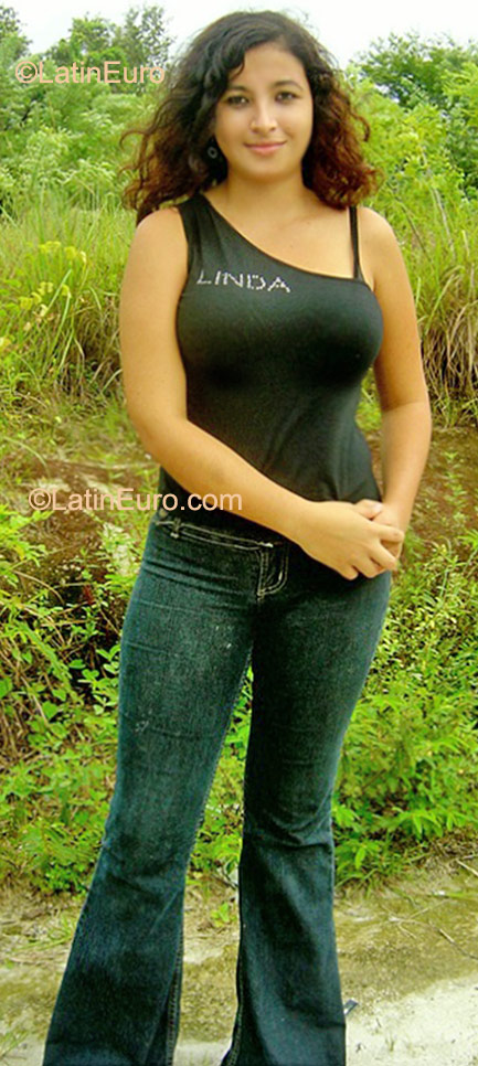 Date this georgeous Costa Rica girl ISABEL from San Jose CR170