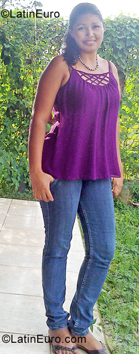 Date this foxy Costa Rica girl Alejandra from San Jose CR194