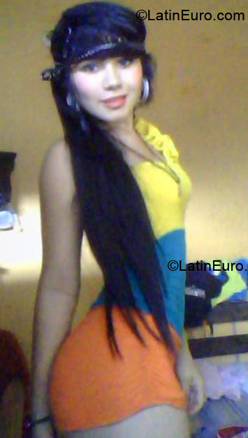 Date this young Colombia girl Bvelez from Villavicencio CO15967