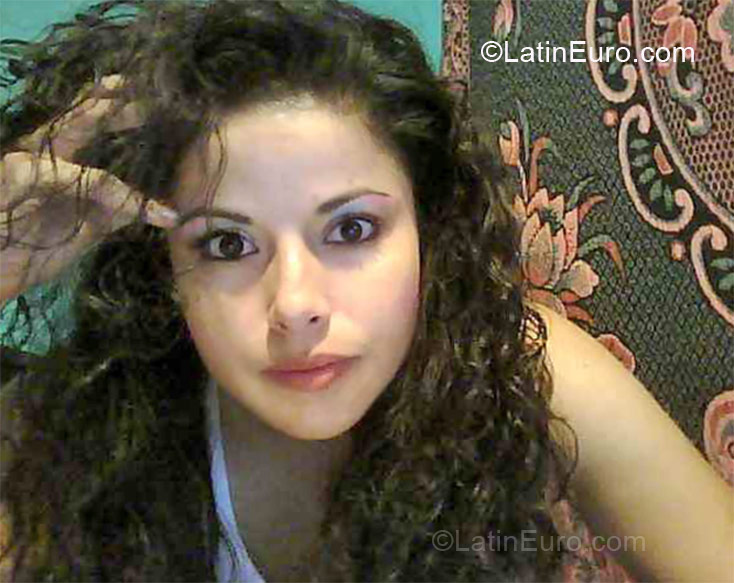 Date this beautiful Costa Rica girl Giselle from Piedades CR216