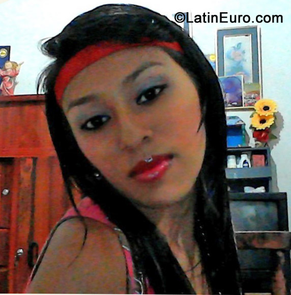 Date this stunning Colombia girl Katerine from Neiva CO11694