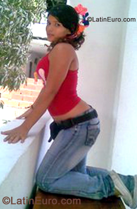 Date this beautiful Colombia girl Daily de la pea from Barranquilla CO11716