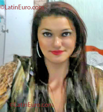 Date this pretty Brazil girl Sueli from Itai BR7463