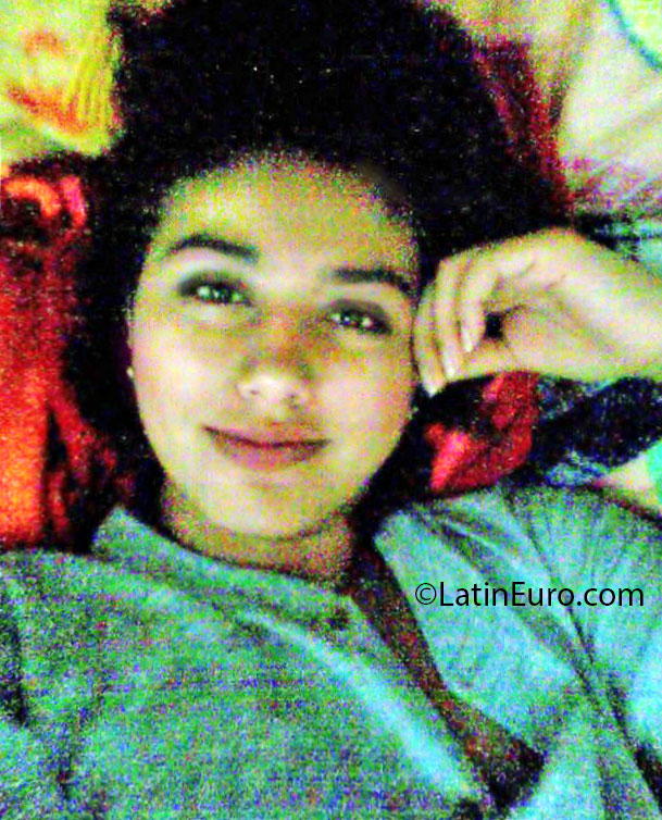 Date this young Colombia girl Yaneth from Popayan CO15336