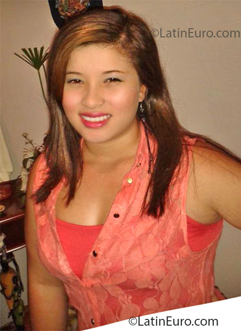 Date this lovely Colombia girl Camila from Pitalito CO12158