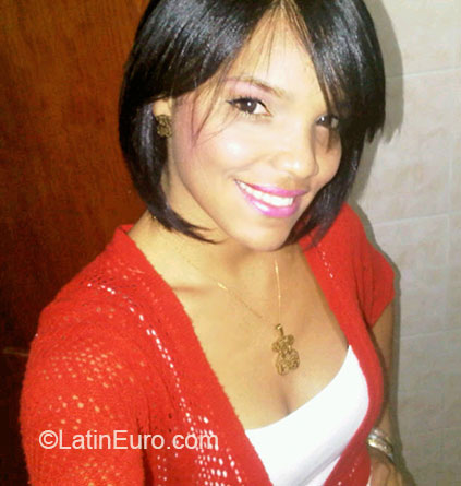 Date this delightful Dominican Republic girl Ana maria from Santiago DO14774