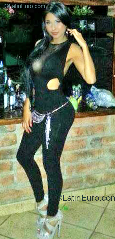 Date this passionate Colombia girl Sol from Bogota CO15462