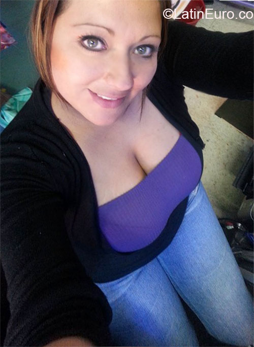 Date this good-looking Colombia girl Nina marcela from Bogota CO12533