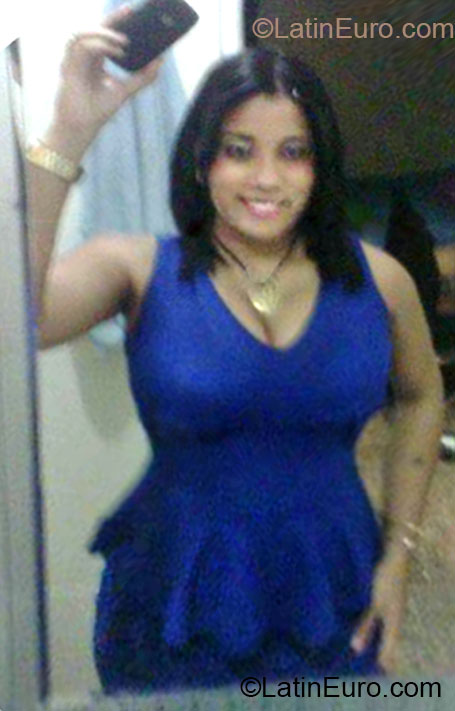 Date this exotic Dominican Republic girl LEYDY from Santo Domingo DO15292