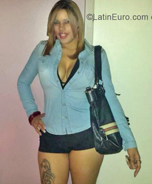 Date this fun United States girl Loendy from Bronx US14156