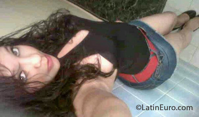 Date this georgeous Dominican Republic girl Jhemi from Montecristi DO16244