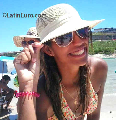 Date this lovely Brazil girl Fabiana from Rio De Janeiro BR7904