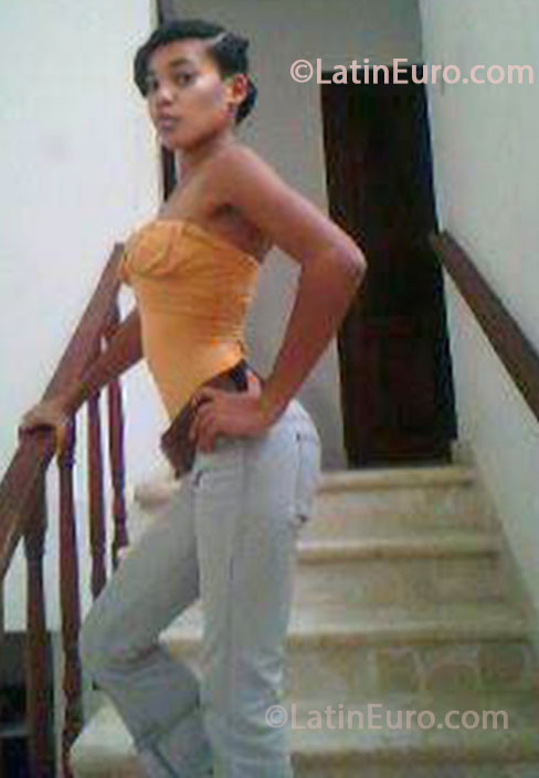 Date this athletic Dominican Republic girl Keymirlyn from Santo Domingo DO16595
