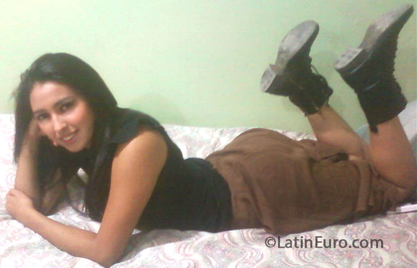 Date this happy Honduras girl Emy from San Pedro Sula HN866