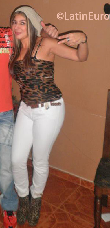 Date this georgeous Colombia girl Yuliana from Medellin CO13648