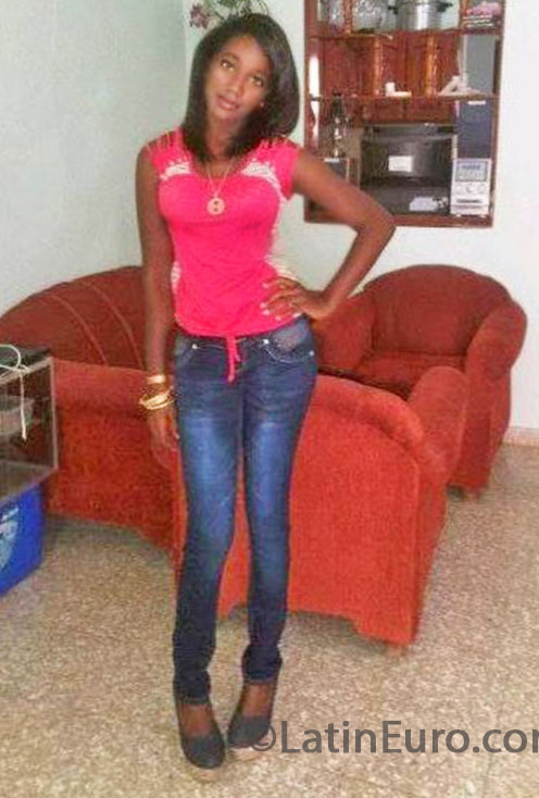 Date this gorgeous Dominican Republic girl Ladys from Higuey DO17465