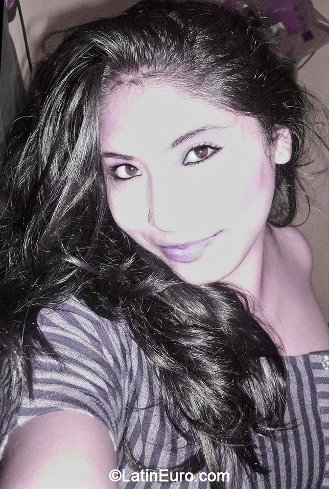 Date this stunning Peru girl Maricruz from Lima PE849