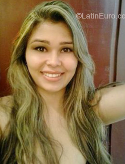 Date this young Brazil girl Audi from Brasilia BR8280
