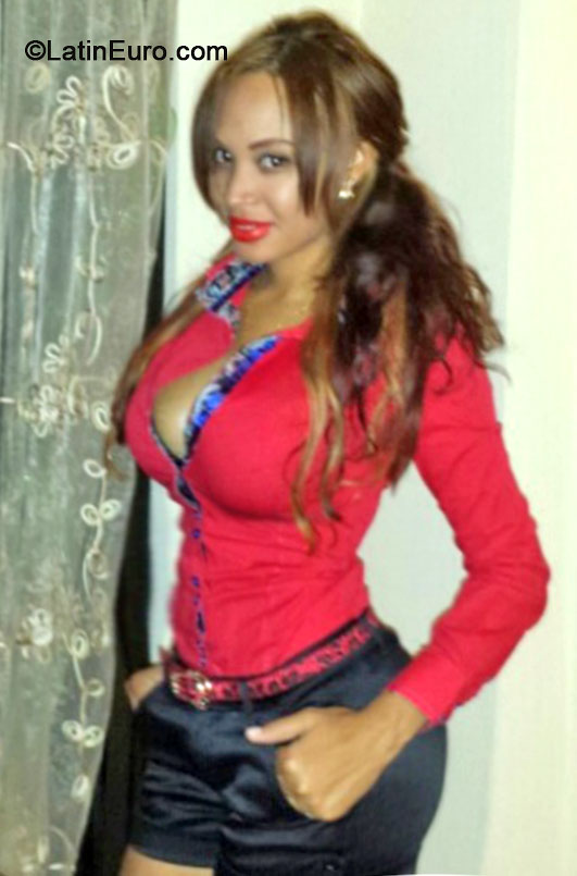 Date this gorgeous Dominican Republic girl Natalia1987 from Santo Domingo DO17887