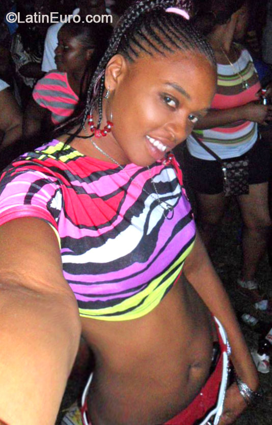 Date this hard body Jamaica girl Ashely from Montego bay JM1444