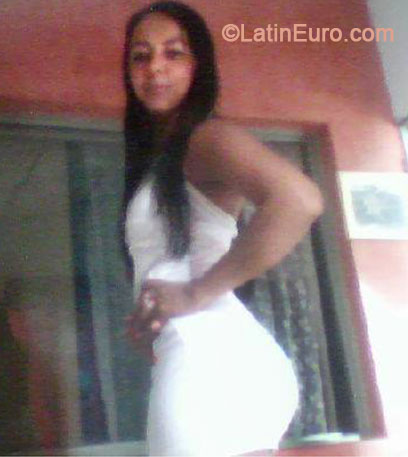 Date this passionate Colombia girl Mary from Cali CO14608
