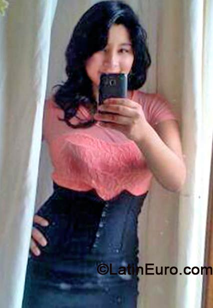 Date this hot Peru girl Madeleine from Huanuco PE893