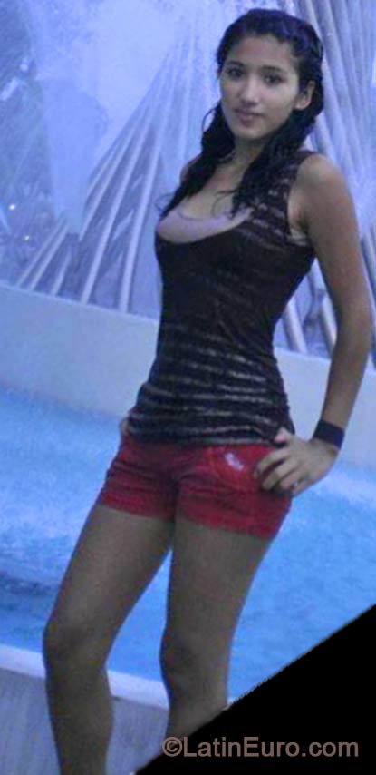 Date this charming Peru girl Joselyn from Lima PE920