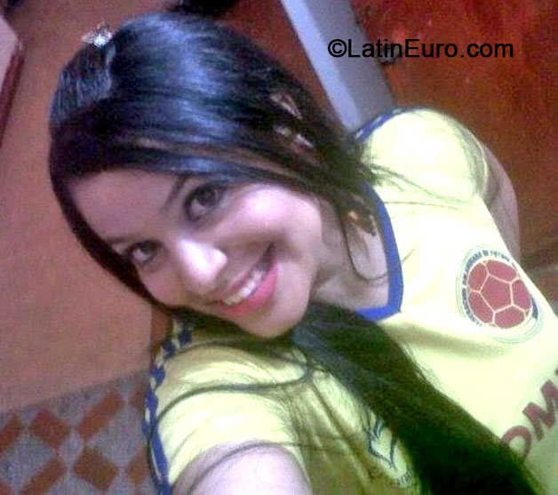 Date this passionate Colombia girl Margarita from Medellin CO14954