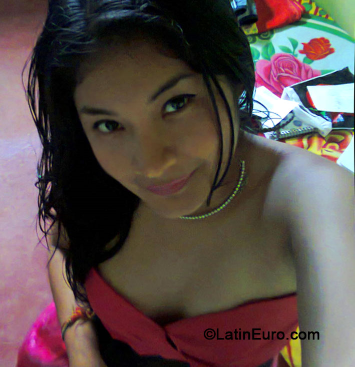 Date this stunning Peru girl Dianita from Tarapoto PE933
