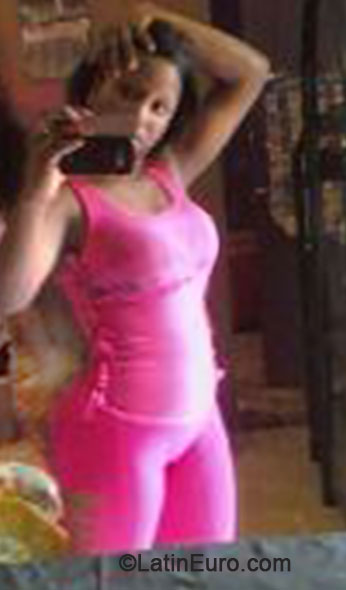 Date this young Jamaica girl Shantal from St. Ann JM1596