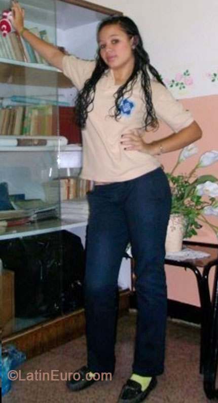 Date this tall Venezuela girl Josi from Caracas VE198