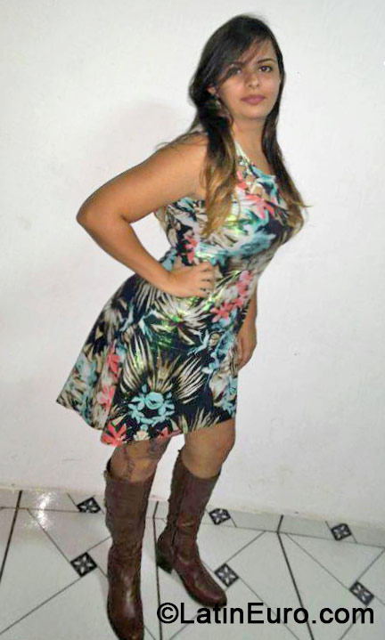 Date this happy Brazil girl Rubia from Orlandia BR8795