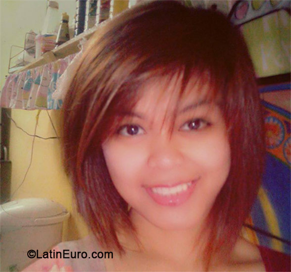 Date this stunning Philippines girl Lousete from Manila PH646