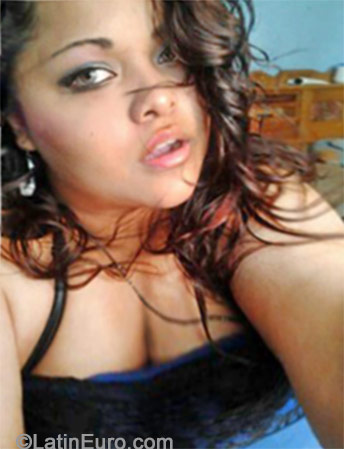 Date this hot Peru girl Micheel from Lima PE984
