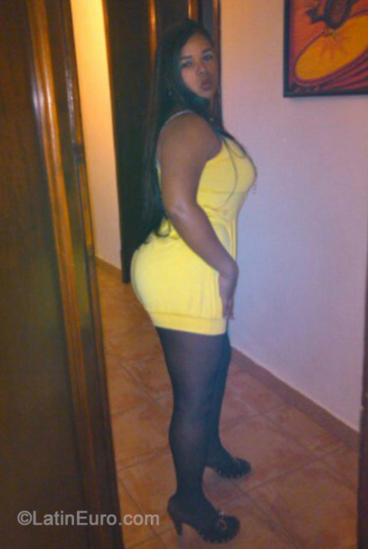 Date this attractive Dominican Republic girl Yerka from Santiago DO29528