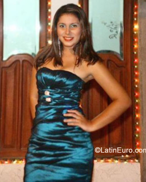 Date this good-looking Colombia girl Julith from Santa Marta CO15487