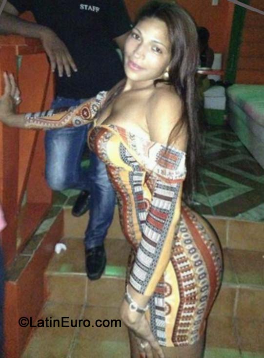 Date this funny Dominican Republic girl Yulissa from Puerto Plata DO19663