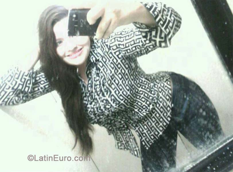 Date this hard body Mexico girl Scarlett from Culiacan MX1310