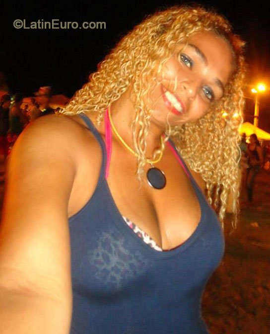 Date this pretty Brazil girl Sabrina from Parnaiba BR8986