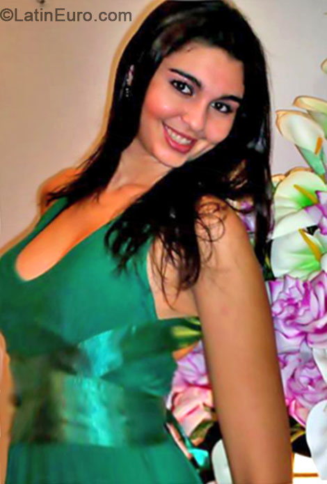 Date this hot Brazil girl Carolina from Queimadas BR9021