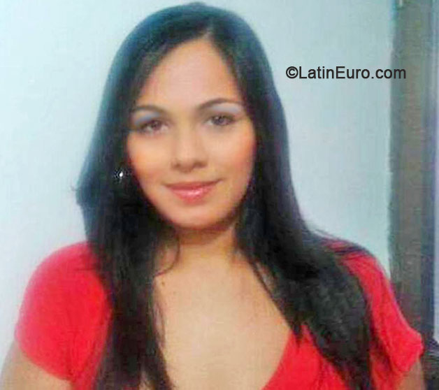 Date this cute Colombia girl Raiza from Cartagena CO16268